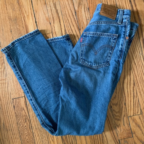 Levi’s Ribcage Straight - Picture 5 of 5